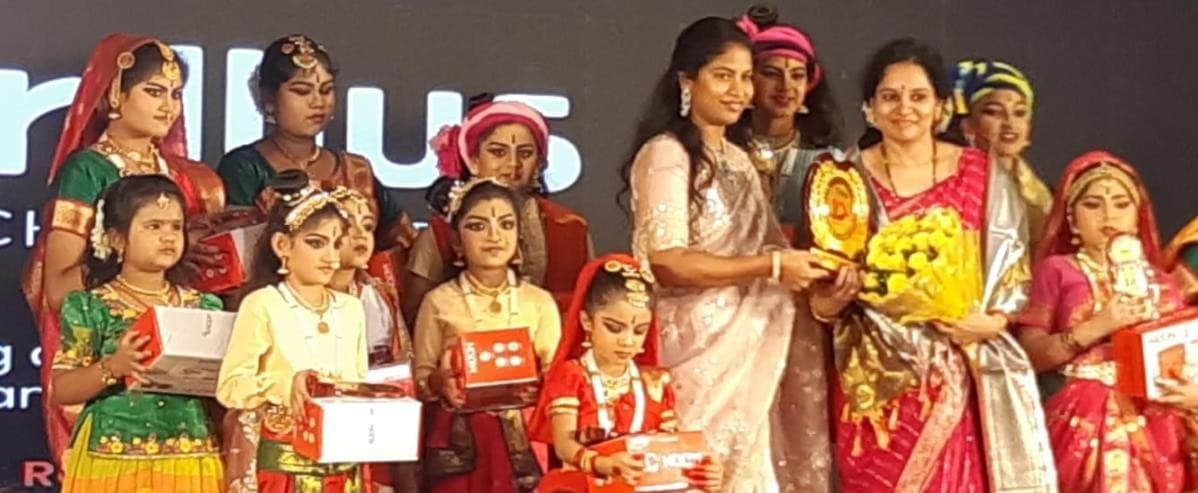 Garba & Dandiya